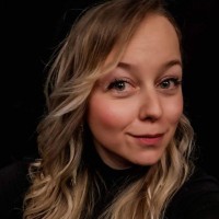 Kinga Csihi- Szabó