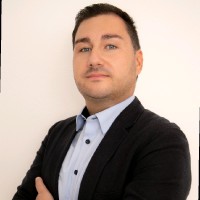 Emre Özbay