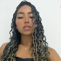 Julya Santos