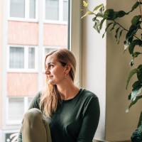Julia Bangert