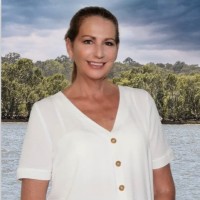 Suzanne Hitchen