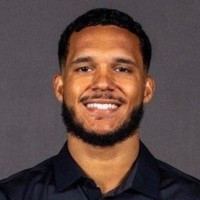 Solomon Enis