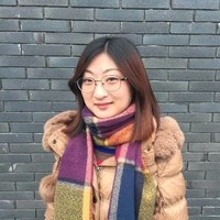 董雅芳