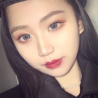 赵伊娜