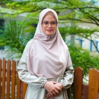 Sarah Hanifa Purnomo