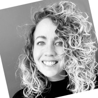 Martine Van Es
