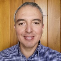 L.Guillermo González