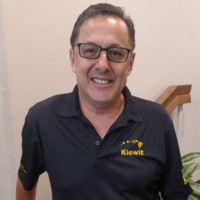Jerry Estrada