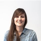 Anja Stolzheise