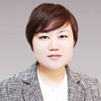 Angela Zhang