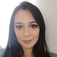 Mikaella Karine Tavares Santos