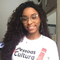 Laura Souza