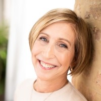 Jane McClenahan