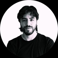 Robert Moreira