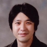 Chong Min Lee