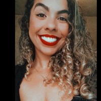 Caroline Moreira Dos Santos