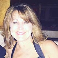 Leslie Rajchel