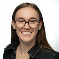 Julia Jenak