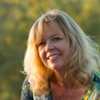 Laura Lummus, Pace