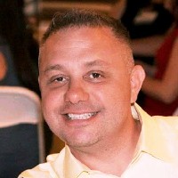 Lee Dotson