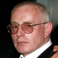Aron Naumov
