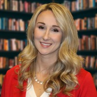 Cassie Dundon, Lpc
