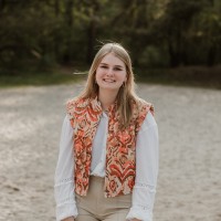 Ragne Vd Linden