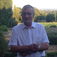 Robert Grant BSc(Hons) MSc MBA MRICS MCIOB