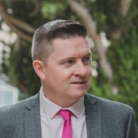Mark Thomas