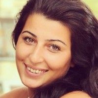 Dina Azım