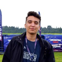Mustafa Ay