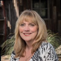 Lois Grow Leonard