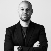 Fernando H. Valls