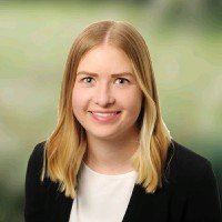 Julia Sch.