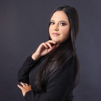 Mayra Azevedo