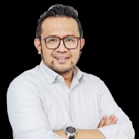 M Reza Manurung