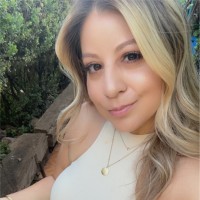 Elizabeth Navarro