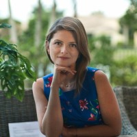 Ana Tucker