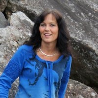 Anne Betzy Engestøl