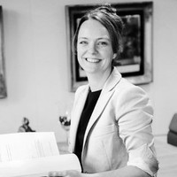 Lucinda Van Dam - Van Den Broek