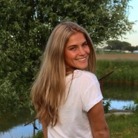 Deborah Van Der Wal