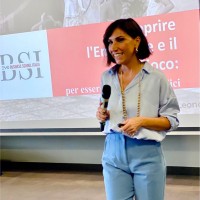 Anna Leone