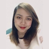 Elle Frias