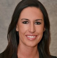 Laura Parrado, Cia