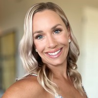 Lindsay Smyth, Mba