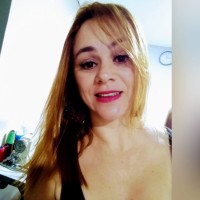 Débora Diniz Brilha