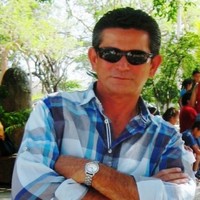 CARLOS ABUXAPQUI GONZALEZ