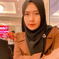 Astri Yuniar