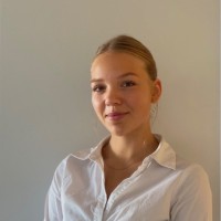 Flora Tillström