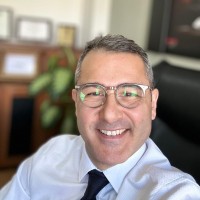 Dr. Ulaş AY